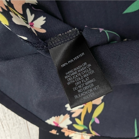 LULUS Women’s Herbaceous Babe Navy Blue Floral Print Shift Dress Size Medium - Picture 6 of 8